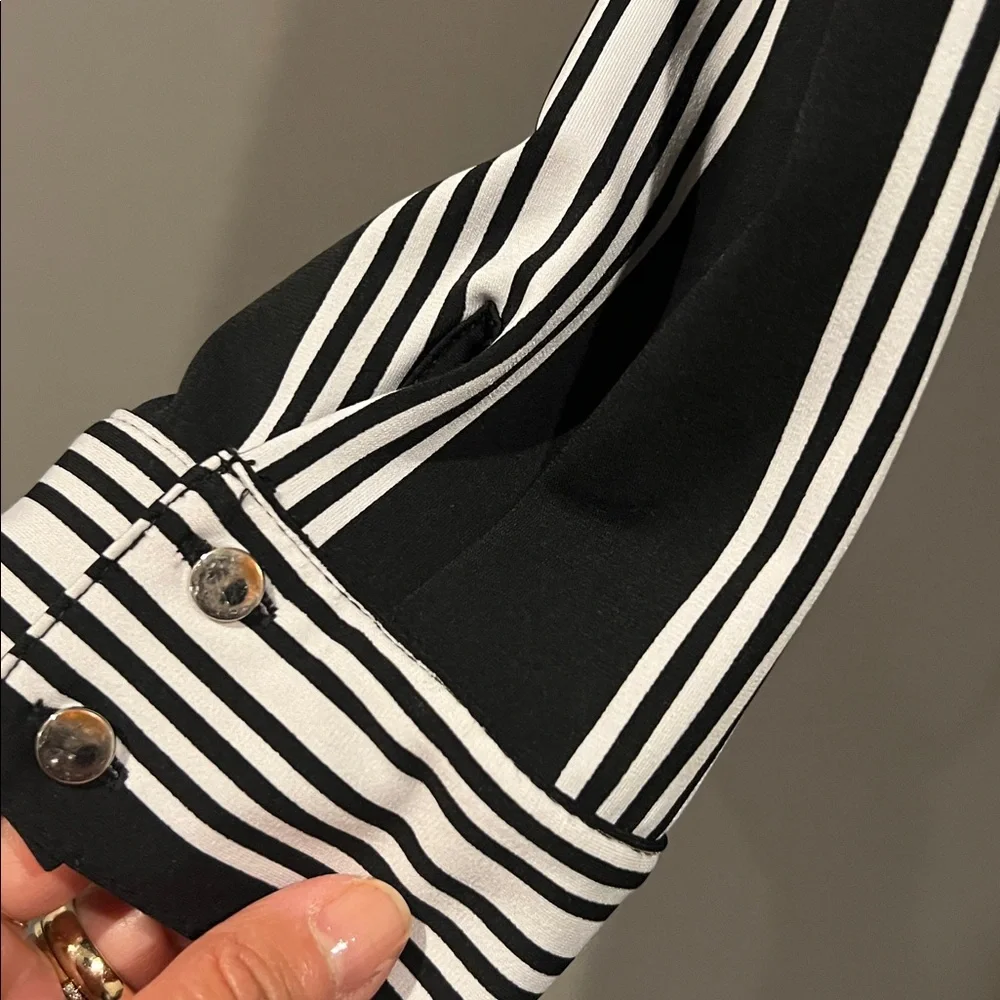 B&W Belted Shirt Dress with Pockets - Picture 3 of 8